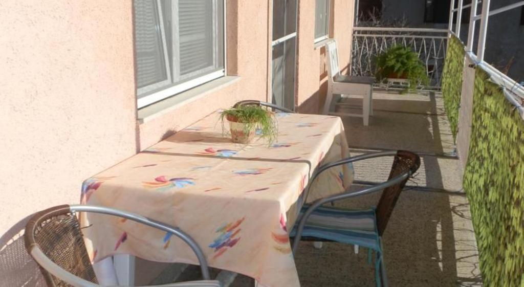 Apartment Julietta Pirovac Exterior foto